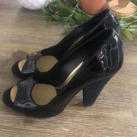 Zac Posen Patent Leather Peep Toe Pumps - Picture 2 of 4